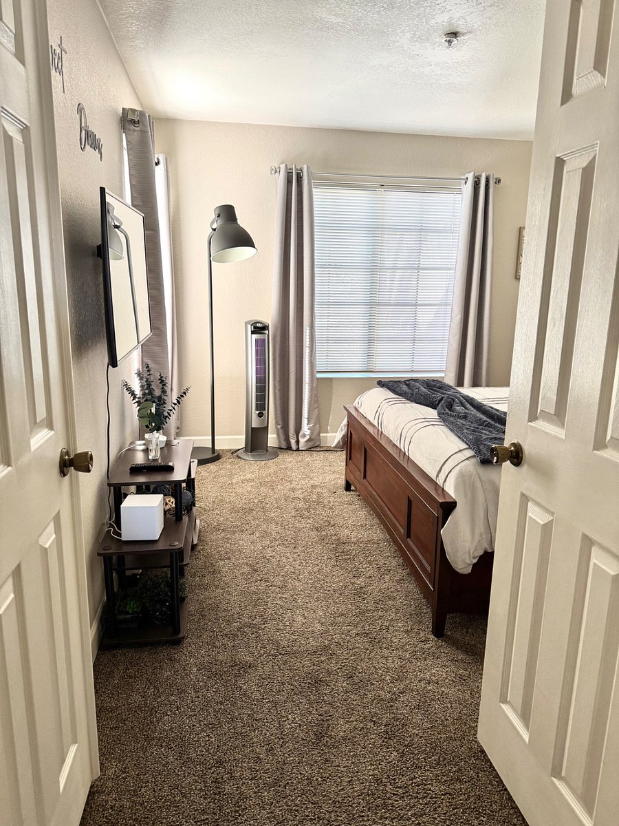 Second bedroom