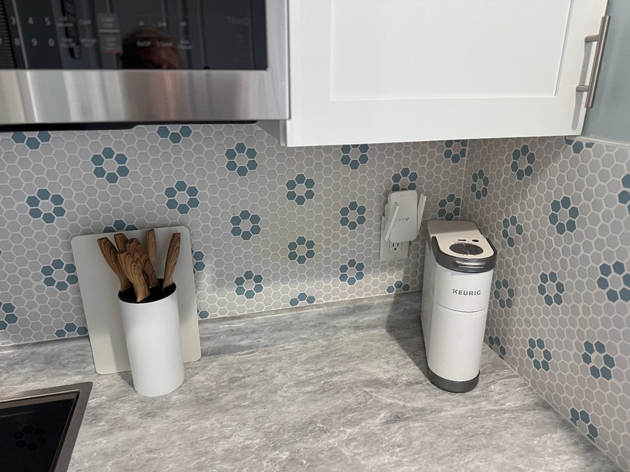 New Tile Backsplash and Porcelain Floors