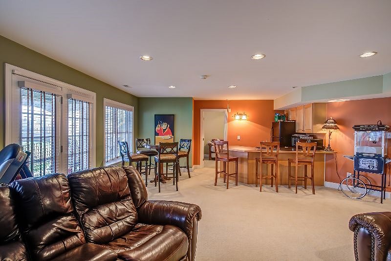 Furnished Finder property 281059_2 photo 8