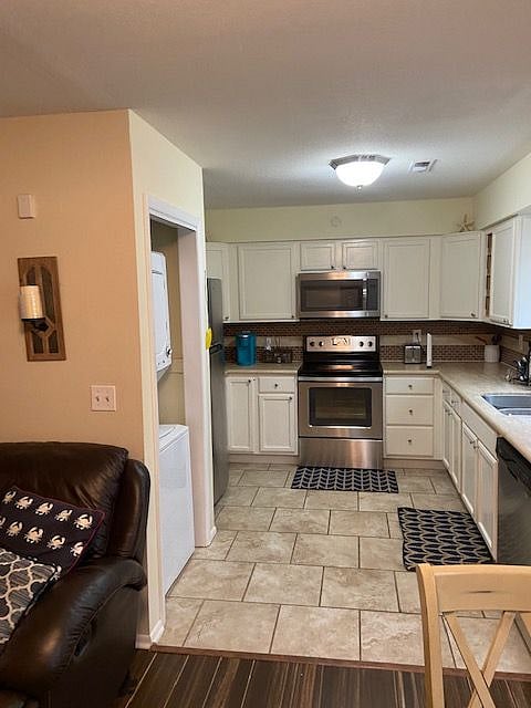 Furnished Finder property 281495_1 photo 23