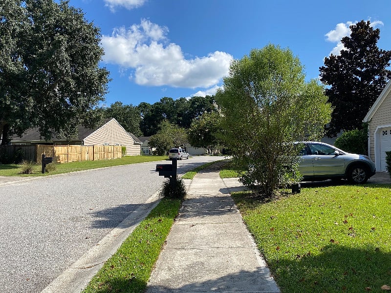 Safe Neighborhood To Go Walking, Biking, Etc! 