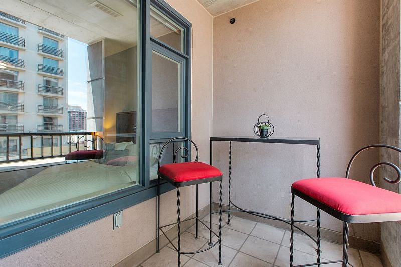 Furnished Finder property 281665_8 photo 3