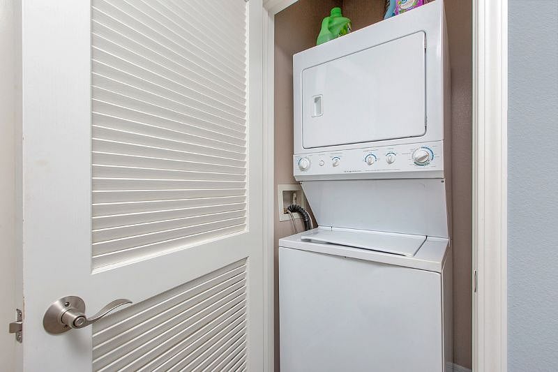 Furnished Finder property 281665_8 photo 22