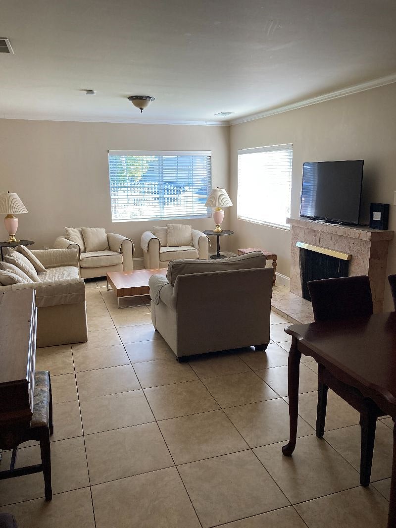 Furnished Finder property 281804_2 photo 4