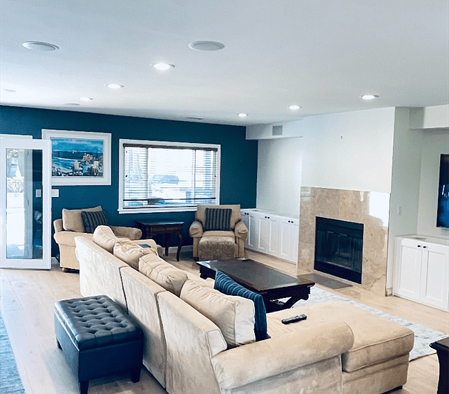 Living area.