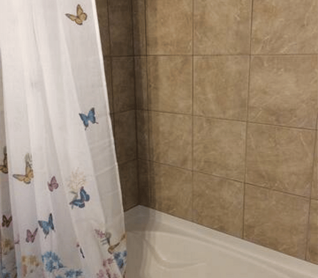 Bath/Shower in 1st bedroom
