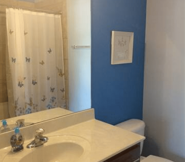 Bathroom in 1st bdrm