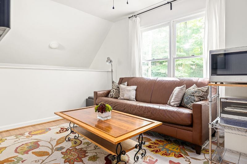 Furnished Finder property 281934_1 photo 3