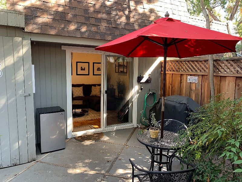 Furnished Finder property 282115_3 photo 1