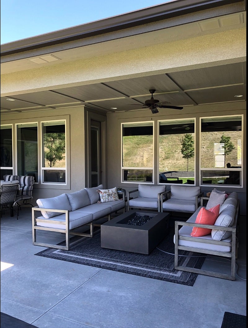 Enjoy a morning coffee and sunrise, or warm up around the fire chat table, in the evening and watch the sunset!