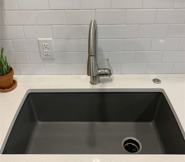 Kitchen 5