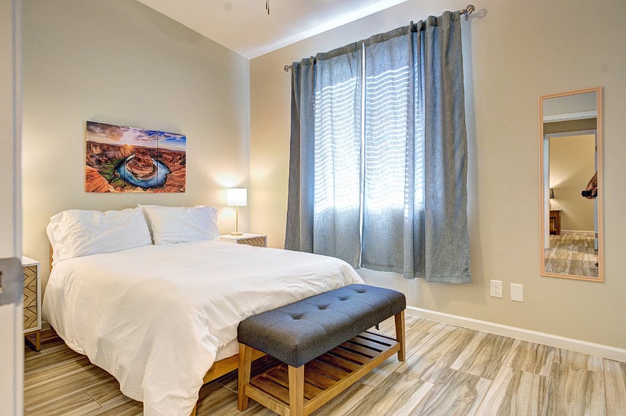 Guest bedroom