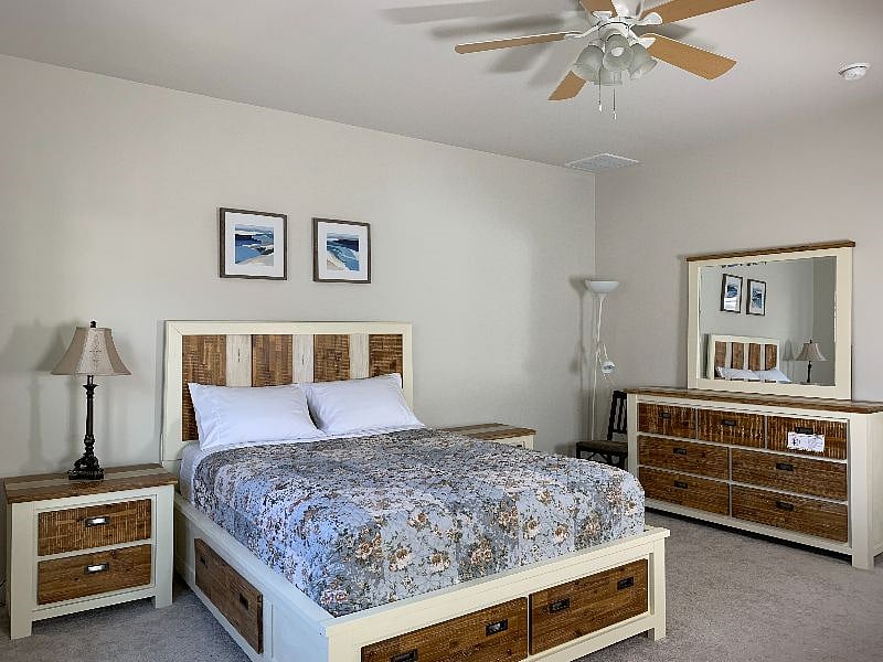 Queen bed