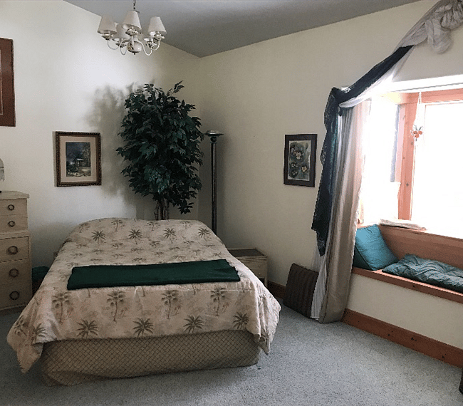 Spacious primary bedroom