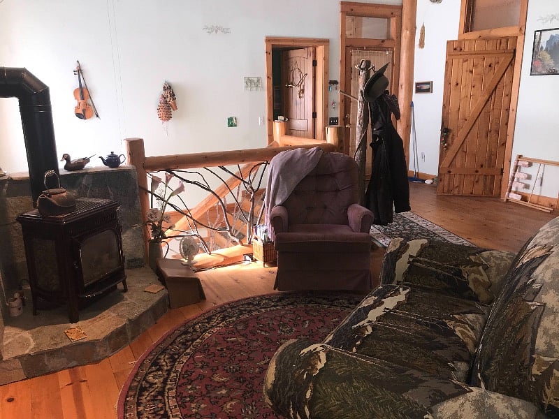 Tea or wine for quiet evenings in front of the cozy gas fireplace