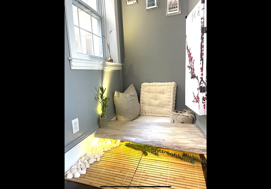 Study/tea nook (chabudai) table