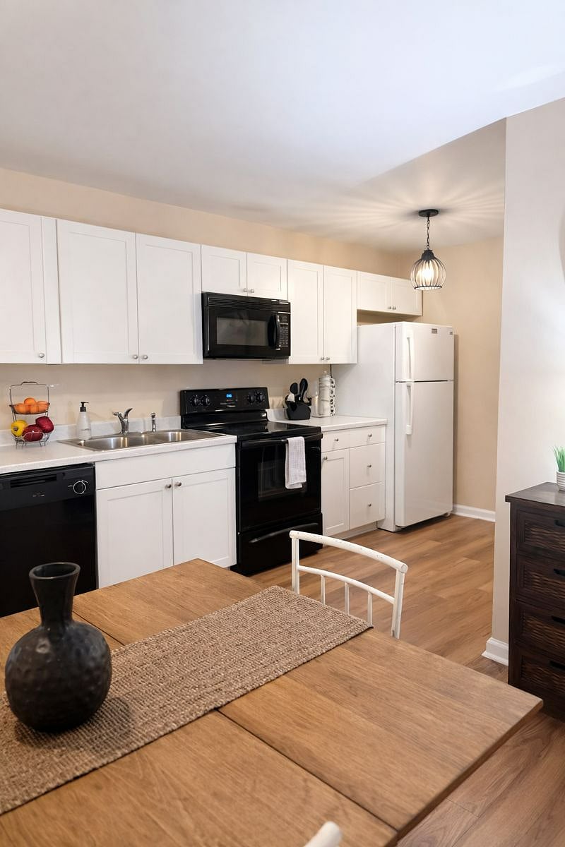 Furnished Finder property 284593_1 photo 6