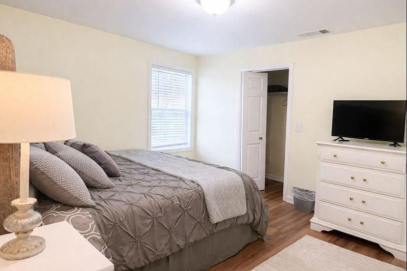 Furnished Finder property 284593_1 photo 12