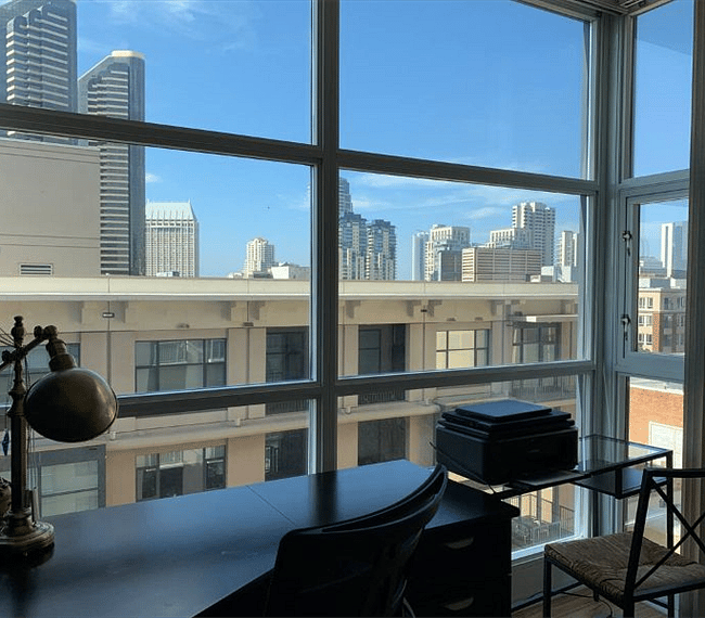 View in den.  To block out light there are blinds also.