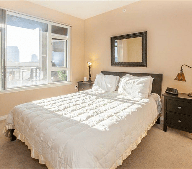 Bedroom with great view of the city.