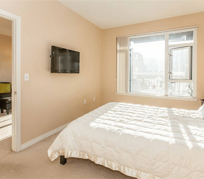Bedroom with tv