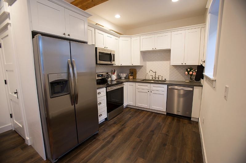 Furnished Finder property 284617_1 photo 5