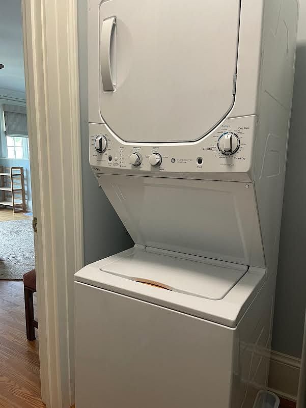 In unit stackable washer and dryer.