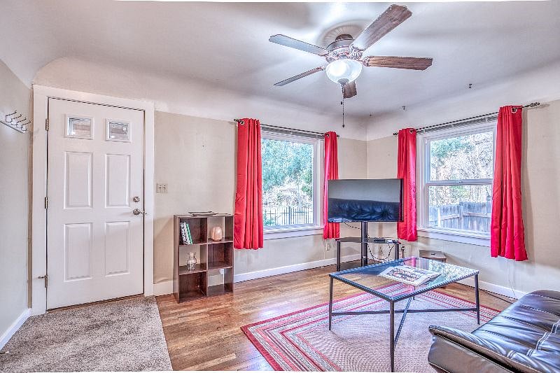 Furnished Finder property 284760_1 photo 3