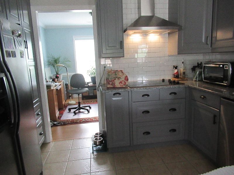 You will have a deep shelf in the cabinet on the left.