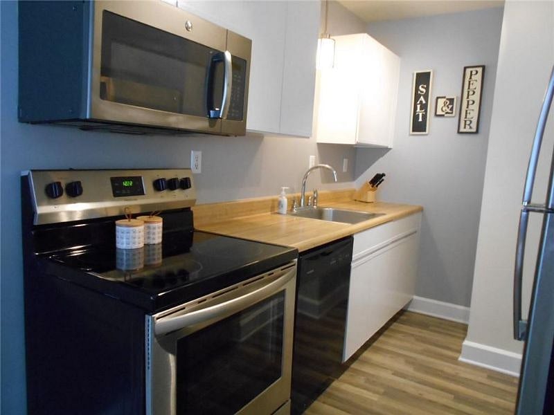Furnished Finder property 284821_1 photo 10