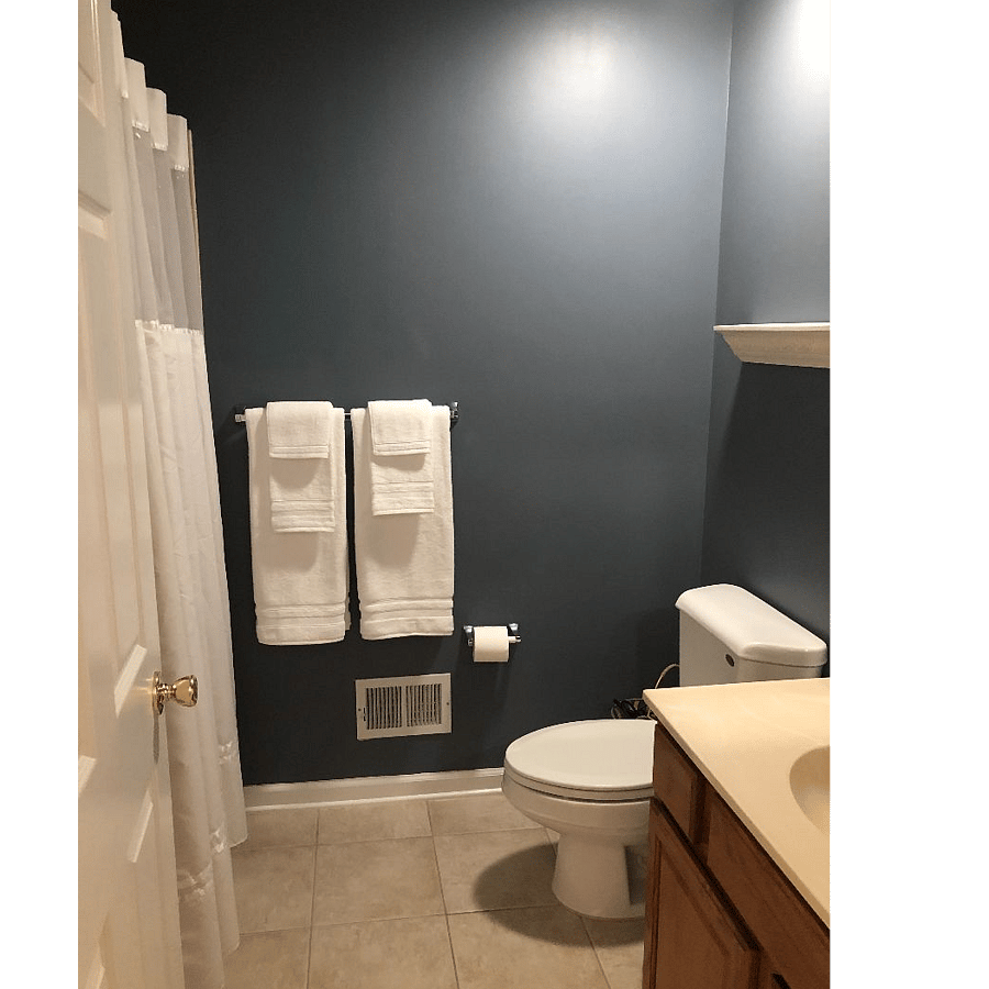 Private Full bathroom 