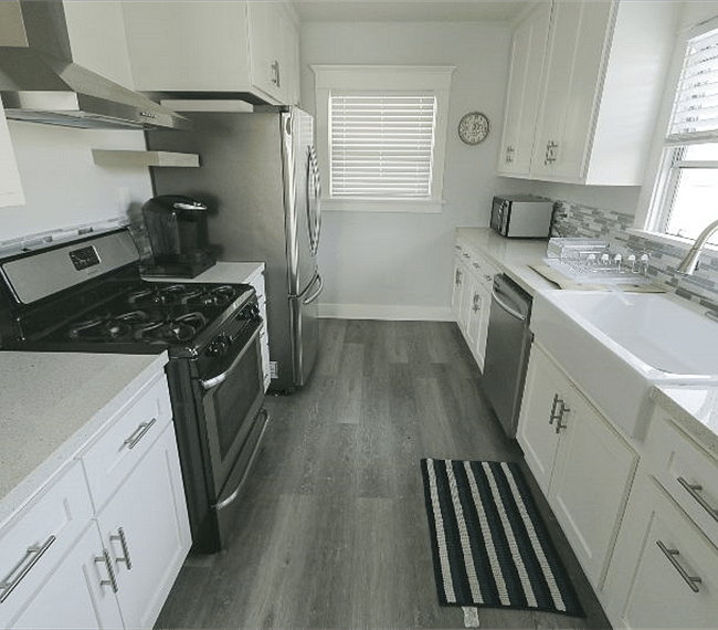 Large kitchen with appliances