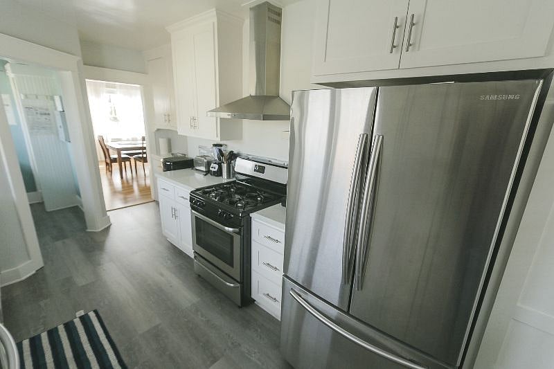 Large kitchen with appliances