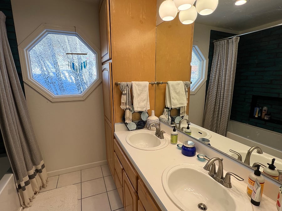 Bathroom 2