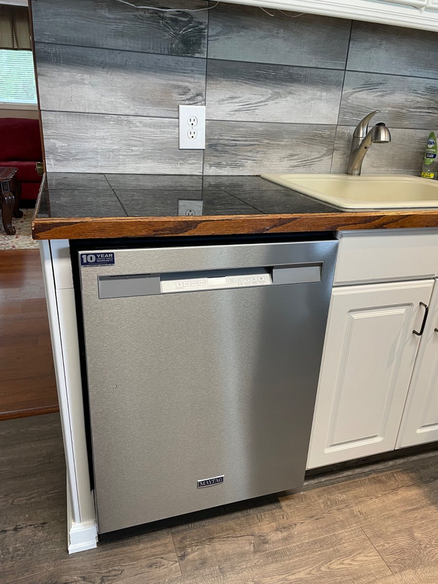 New high end dish washer