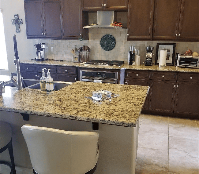 Shared space - main house kitchen available for use