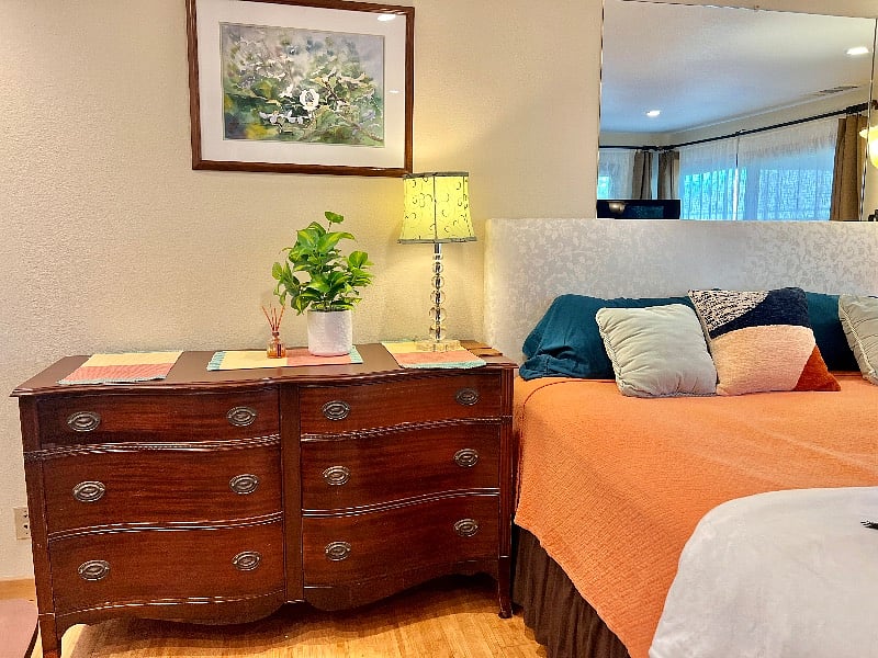Large dresser, lots of drawer and closet space

