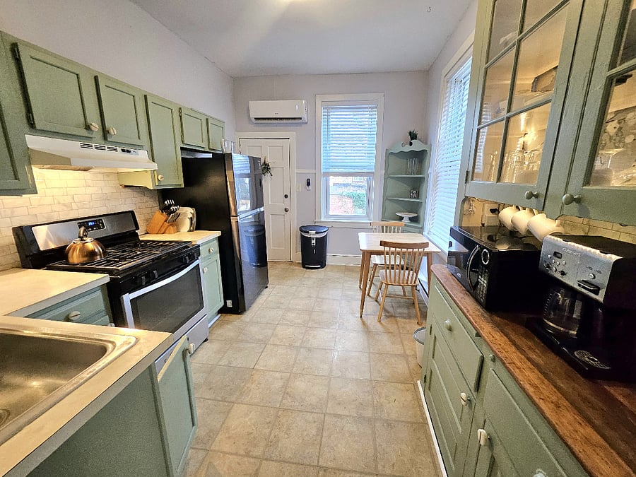 Furnished Finder property 285267_4 photo 7