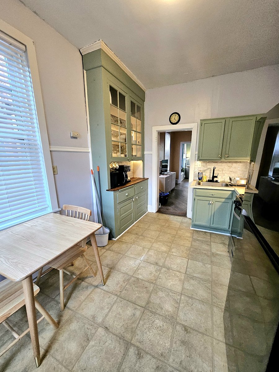 Furnished Finder property 285267_4 photo 8