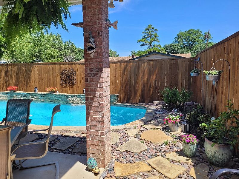 Furnished Finder property 285389_1 photo 9