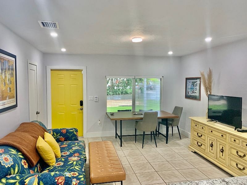 Furnished Finder property 285592_1 photo 10