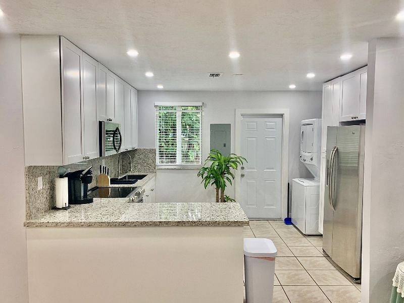 Furnished Finder property 285592_1 photo 11