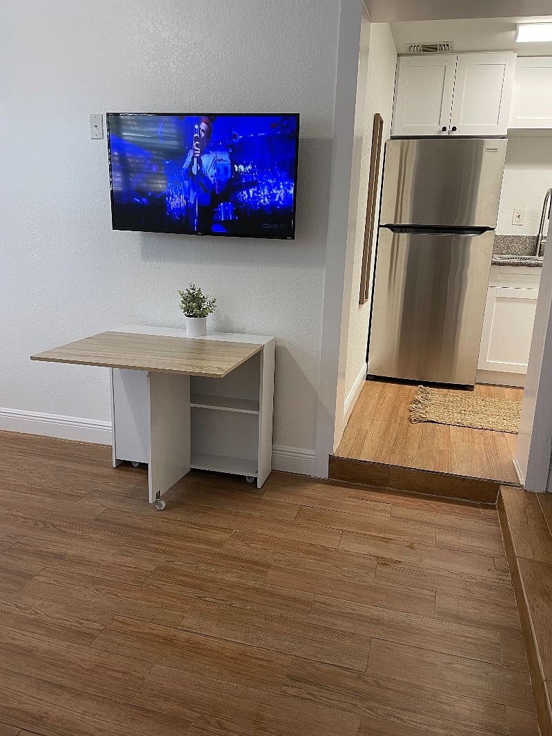 Furnished Finder property 285602_2 photo 6