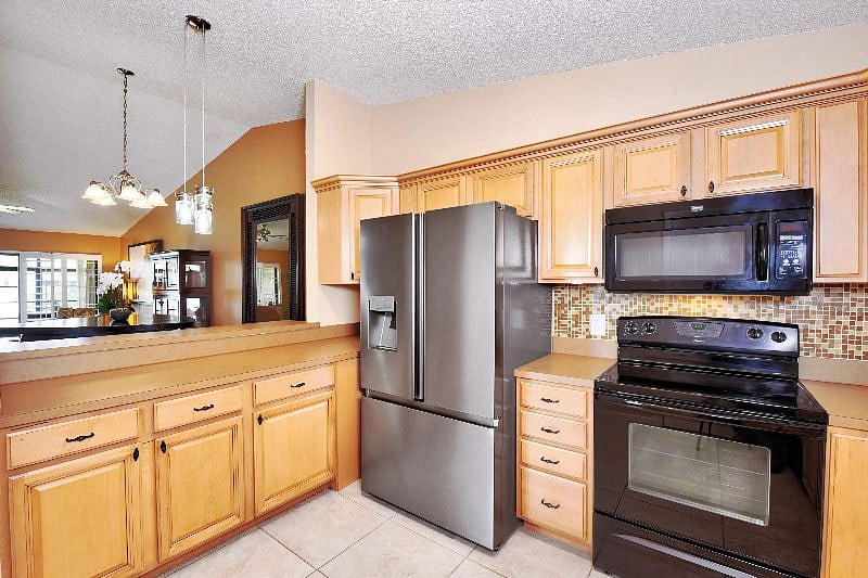 Furnished Finder property 285607_1 photo 16