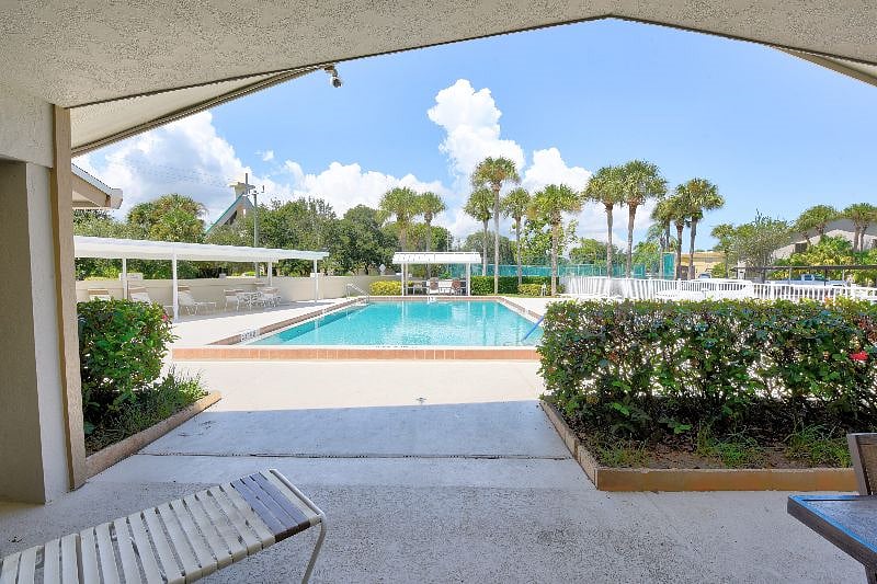 Furnished Finder property 285607_1 photo 38