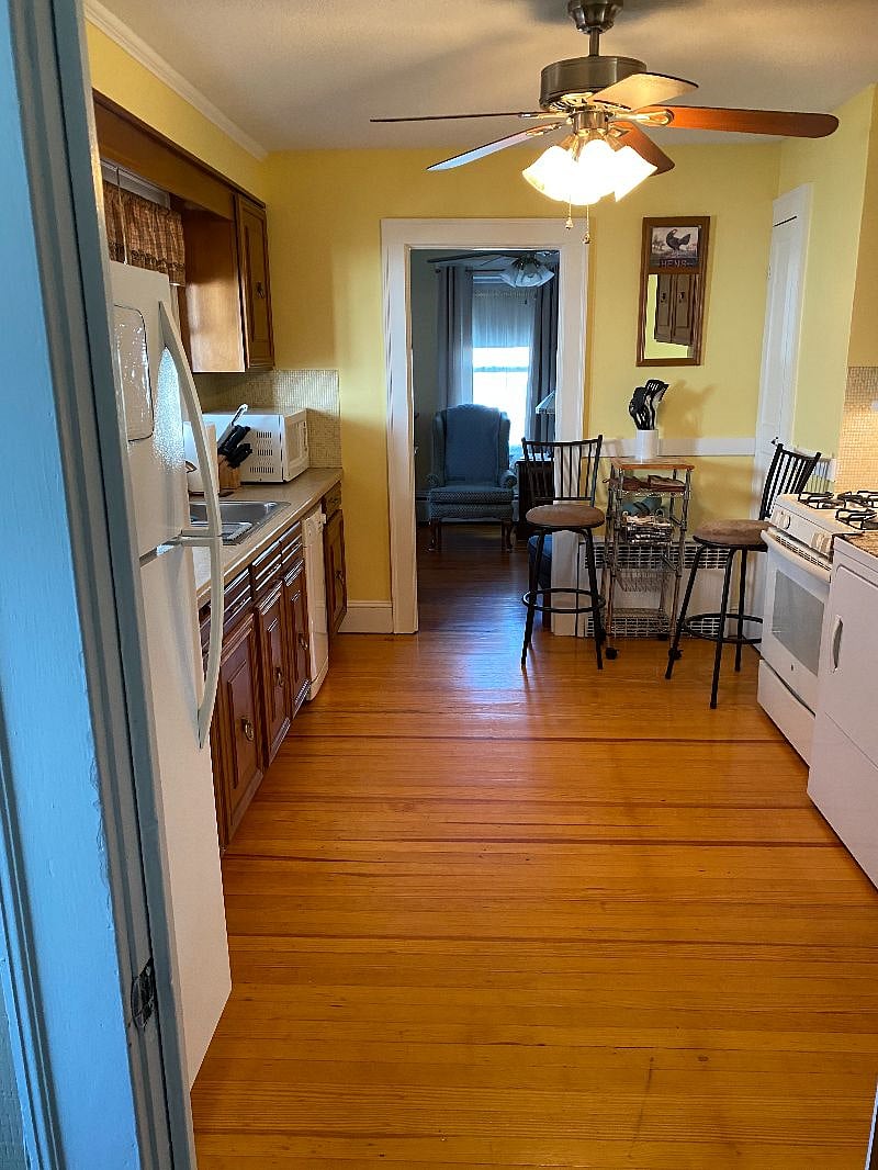 galley style kitchen
