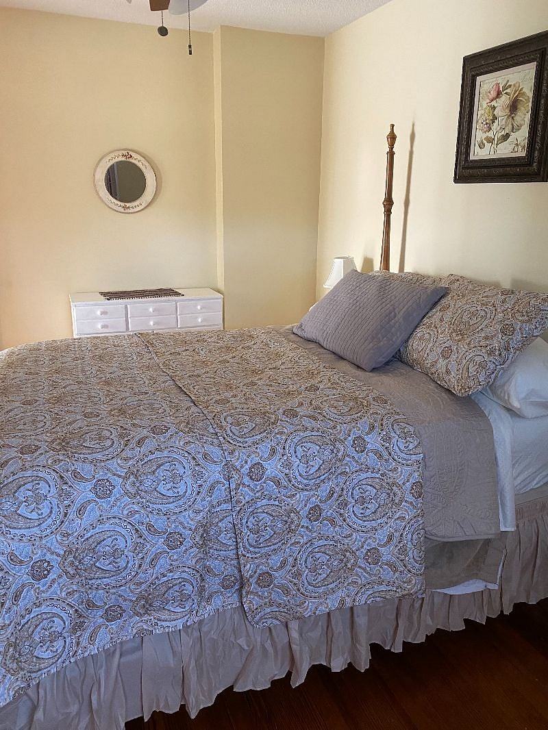 Medium bedroom, full sized bed. located directly across from shared bathroom and nearby smallest bedroom