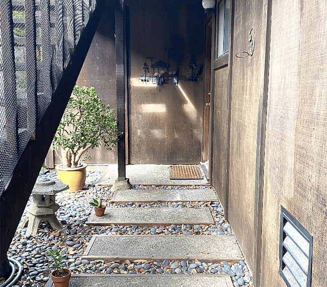 Entrance to private entry.