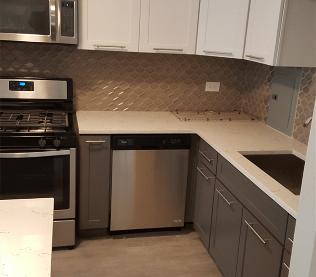 Kitchen with stainless steel appliances 
