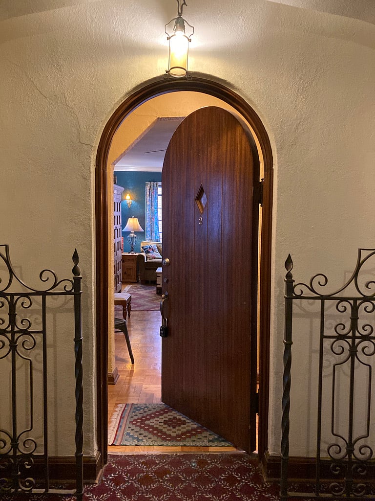 Furnished Finder property 286000_1 photo 4